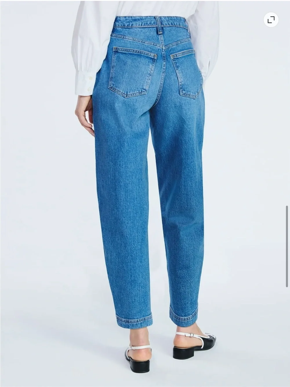 Women's Mid Rise Wide Hem Barrel Jeans Size